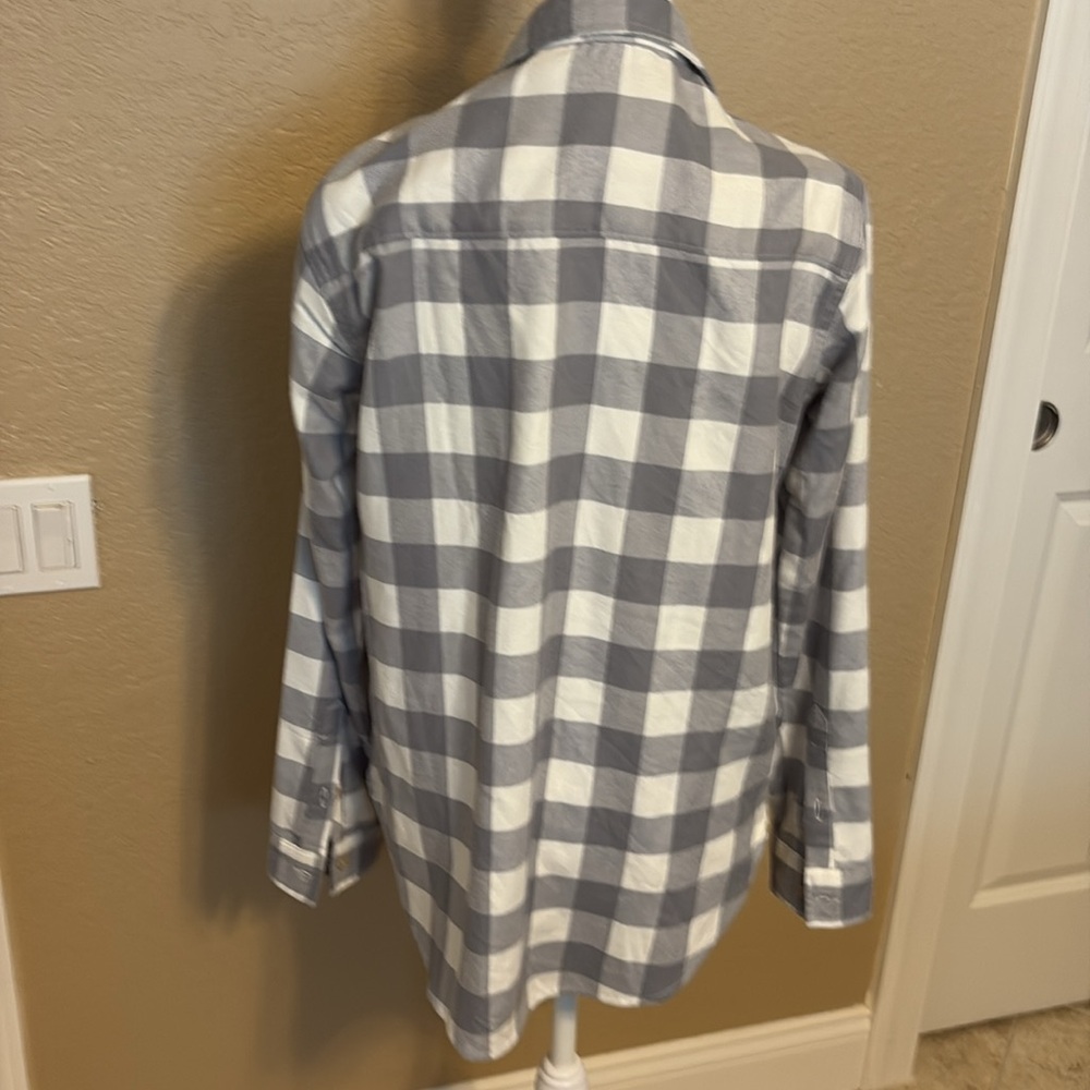 Abercrombie & Fitch Soft Flannel in Gray and White, Size Small, NWT - Picture 5 of 12